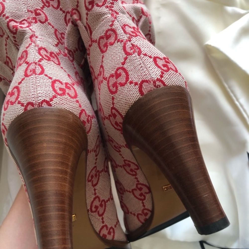 Gucci Red Patterned Heeled Boots - Picture 9 of 13